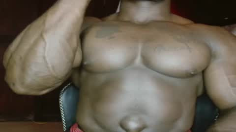 musclegod23 online show from 07-16-26, 02:28