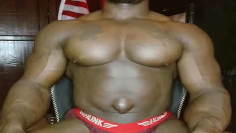 musclegod23 online show from 07-19-26, 09:24