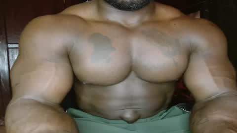 musclegod23 online show from 07-24-26, 10:52