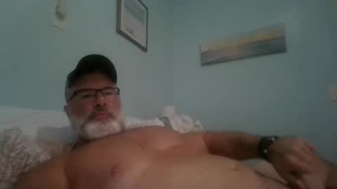 Snapshot of musclemeat41 chatting on 09-29-25, 04:34 musclemeat41 online show from 09-29-25, 04:34