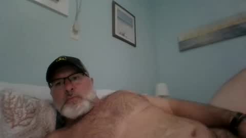 Snapshot of musclemeat41 chatting on 02-09-26, 06:23 musclemeat41 online show from 02-09-26, 06:23