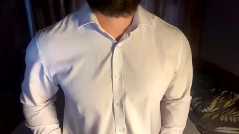 muscularjuggler online show from 05-18-26, 01:45