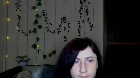 Jeneva online show from 04-11-26, 06:23