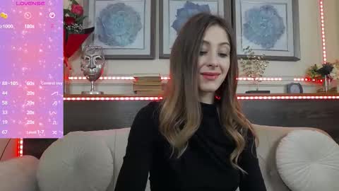 Luna  online show from 11-17-25, 07:30