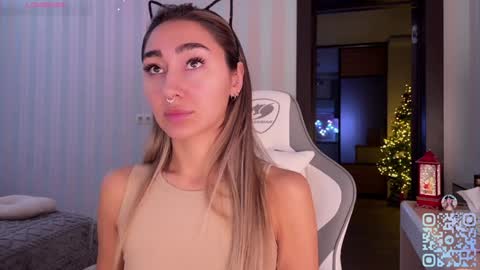 Snapshot of museleks chatting on 01-06-25, 04:36 Aleksa online show from 01-06-25, 04:36