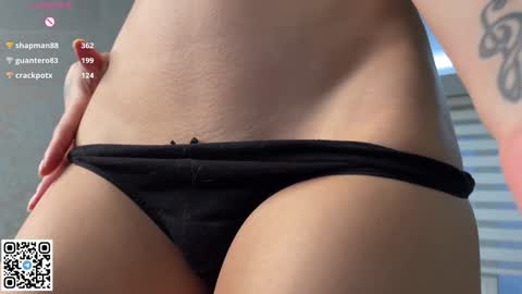 Snapshot of museleks chatting on 01-22-25, 04:23 Aleksa online show from 01-22-25, 04:23