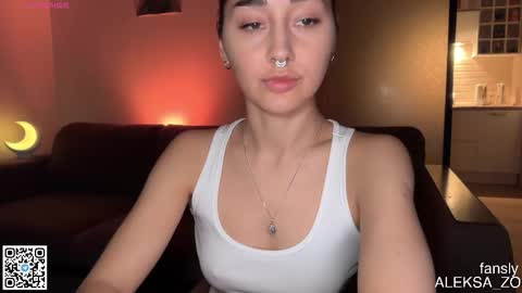 Snapshot of museleks chatting on 09-22-25, 12:45 Aleksa online show from 09-22-25, 12:45