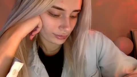 Snapshot of musescorner chatting on 05-22-26, 04:01 musescorner online show from 05-22-26, 04:01