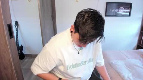 Snapshot of musicayluna chatting on 02-15-26, 07:32 VALENTINA Luna online show from 02-15-26, 07:32