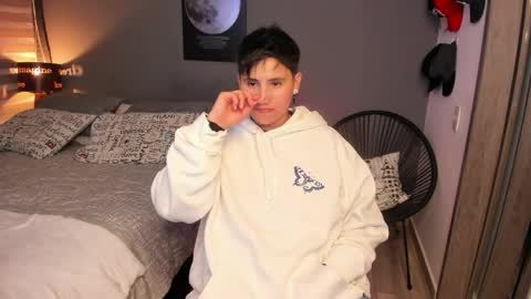 VALENTINA Luna  online show from 04-08-26, 02:33