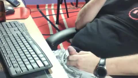 Snapshot of muso44 chatting on 01-23-25, 06:39 Muso online show from 01-23-25, 06:39