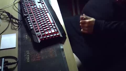 Snapshot of muso44 chatting on 09-12-25, 09:15 Muso online show from 09-12-25, 09:15