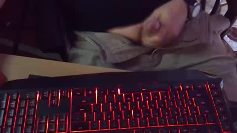 Snapshot of muso44 chatting on 10-23-25, 05:51 Muso online show from 10-23-25, 05:51