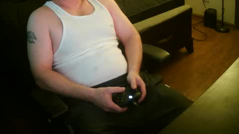 Snapshot of mustenjoyhead79 chatting on 10-28-25, 08:00 mustenjoyhead79 online show from 10-28-25, 08:00