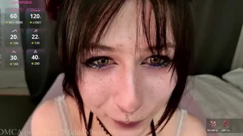Snapshot of mutedmood_ chatting on 06-06-26, 12:43 mutedmood_ online show from 06-06-26, 12:43