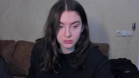 Snapshot of muuur_fam1 chatting on 01-10-26, 11:56 HEY online show from 01-10-26, 11:56