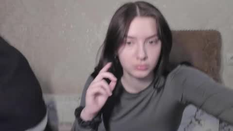 cute couple online show from 03-18-26, 04:43