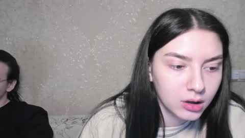 Snapshot of muuur_love chatting on 04-26-26, 07:11 cute couple online show from 04-26-26, 07:11