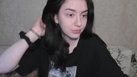 Snapshot of muuur_love chatting on 05-23-26, 05:50 cute couple online show from 05-23-26, 05:50