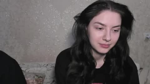 Snapshot of muuur_love chatting on 06-07-26, 04:00 cute couple online show from 06-07-26, 04:00