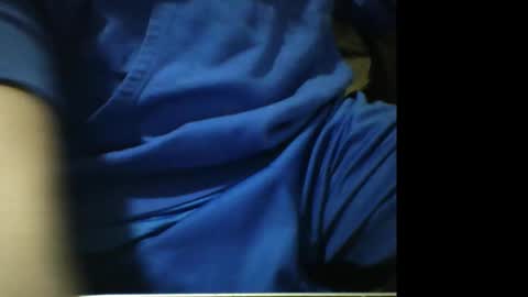 Snapshot of muzicdaddy4200 chatting on 12-21-25, 05:25 SubDaddy420 online show from 12-21-25, 05:25