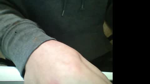 Snapshot of muzicdaddy4200 chatting on 01-09-26, 03:09 SubDaddy420 online show from 01-09-26, 03:09