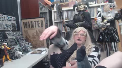 Muziknerd online show from 01-03-25, 12:54