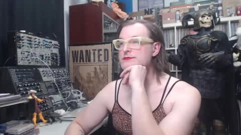 Muziknerd online show from 02-16-25, 05:15