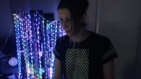 Snapshot of mvnt1s chatting on 07-02-26, 03:23 ghost mantis online show from 07-02-26, 03:23