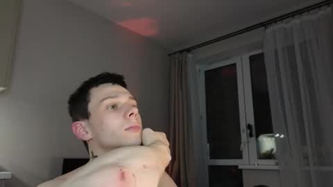 1x1 online show from 11-03-25, 04:08