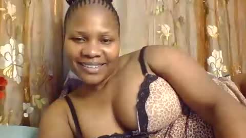 mwekas568403 online show from 02-02-25, 06:10