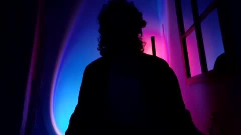 Snapshot of mx_anouk_divine chatting on 11-18-25, 03:45 Mx. Anouk Divine online show from 11-18-25, 03:45