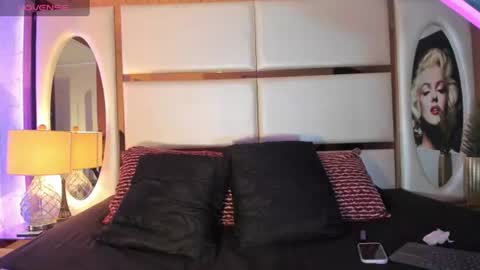 mxli_divine_ online show from 07-21-26, 02:30