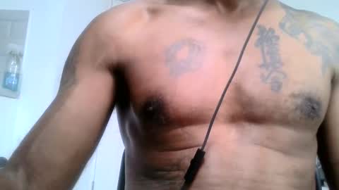 Snapshot of my432687 chatting on 09-20-25, 01:01 my432687 online show from 09-20-25, 01:01