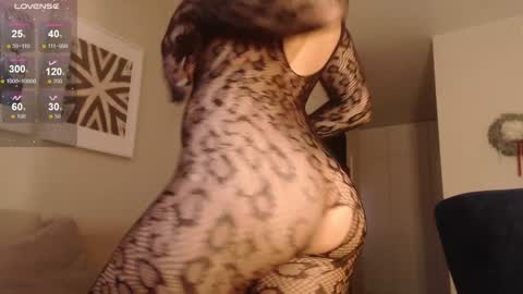 Hannah  welcome  online show from 01-12-25, 01:48