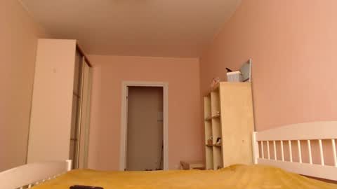 Snapshot of my_hannah chatting on 06-25-26, 11:37 Hannah welcome online show from 06-25-26, 11:37