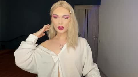 Sandra Muse online show from 02-07-25, 11:12