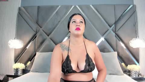 Mariana Evans online show from 11-24-25, 11:32