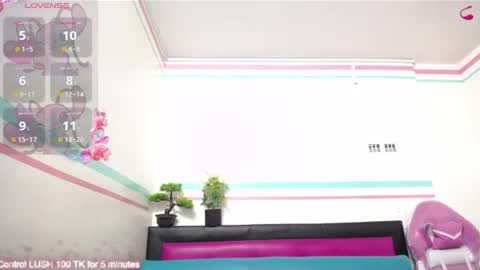 Snapshot of mya_rouse chatting on 06-25-26, 11:48 MYA ROUSE online show from 06-25-26, 11:48