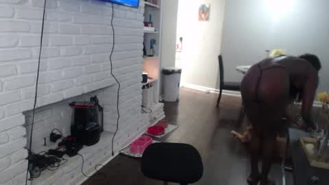 Snapshot of myabadd chatting on 09-17-25, 05:36 BaddMFUCKER online show from 09-17-25, 05:36