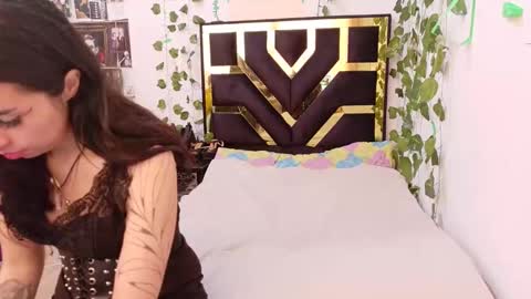 miagosling  NTMU  Dont forget follow me  online show from 09-28-25, 05:29