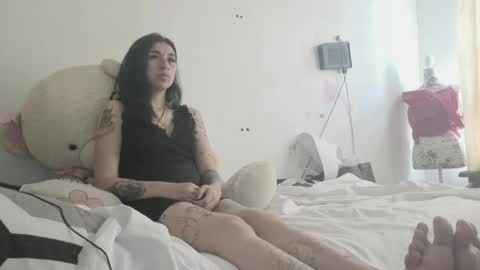 miagosling  NTMU  Dont forget follow me  online show from 07-06-26, 06:10