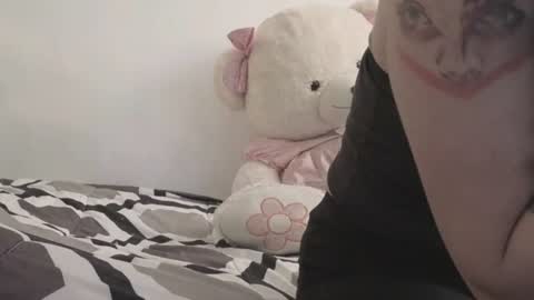 miagosling  NTMU  Dont forget follow me  online show from 07-19-26, 09:18