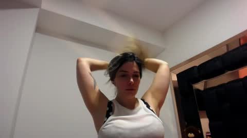 Snapshot of myahangel chatting on 05-02-26, 03:44 Myah Angel online show from 05-02-26, 03:44