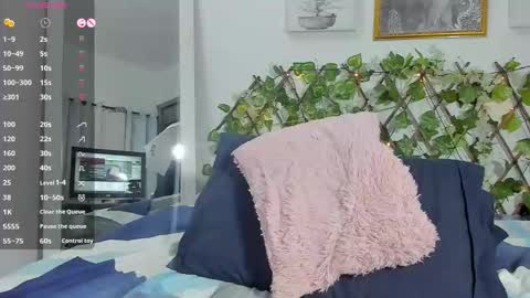 Samanta  online show from 10-11-25, 04:33