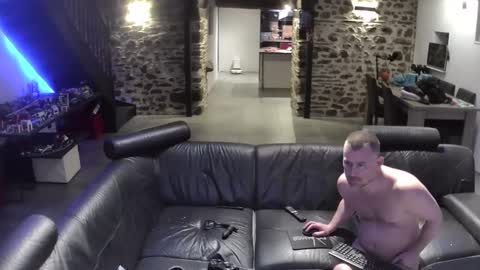 Snapshot of myckadow chatting on 02-28-26, 07:04 AlexSynopsis online show from 02-28-26, 07:04