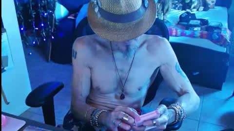 Snapshot of mycock4u247 chatting on 02-22-25, 02:19 LA MARIPOSA DE MARICOPA online show from 02-22-25, 02:19