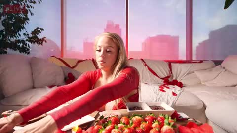 Snapshot of mycookiejar chatting on 02-15-26, 01:24 MyCookieJar online show from 02-15-26, 01:24