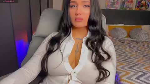 Snapshot of mygoddesshecate chatting on 07-18-26, 03:05 Hecate online show from 07-18-26, 03:05
