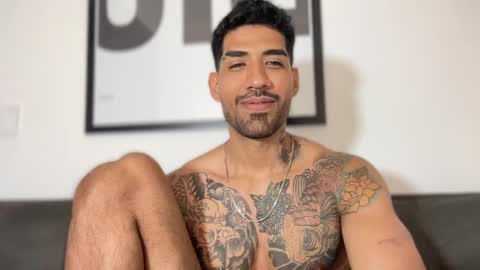 Myke esthetic online show from 01-26-25, 02:03